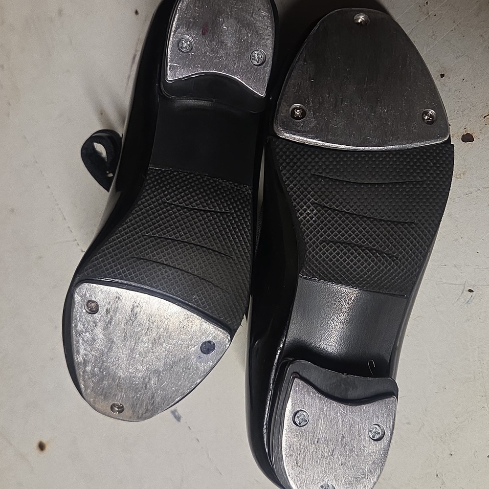 Girls Size 12 Black Tap Shoes - Picture 3 of 3